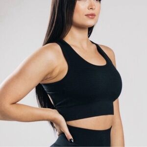 ALPHALETE BRA BLACK - T🛍️